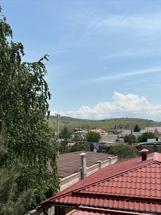Tian-Shan Hotel Bishkek Exterior photo